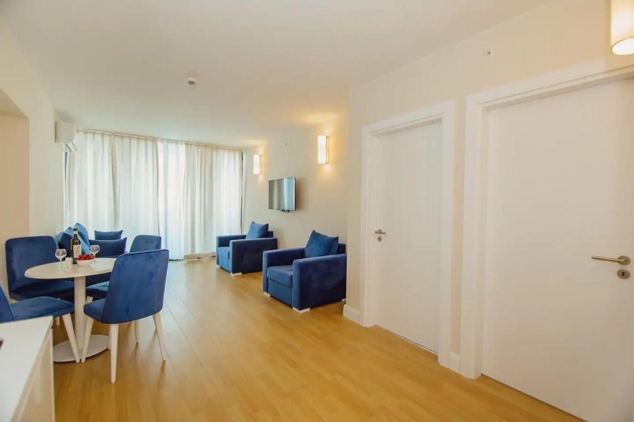 Orbi City Luxury Towers Aparthotel Batumi Luaran gambar