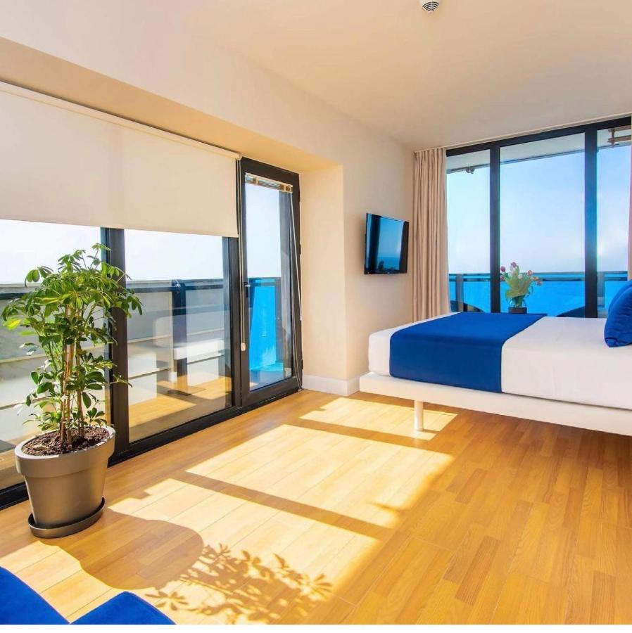 Orbi City Luxury Towers Aparthotel Batumi Luaran gambar