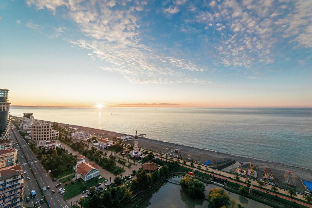 Orbi City Luxury Towers Aparthotel Batumi Luaran gambar