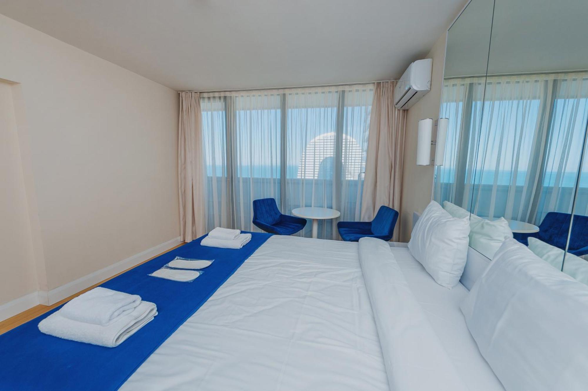 Orbi City Luxury Towers Aparthotel Batumi Luaran gambar