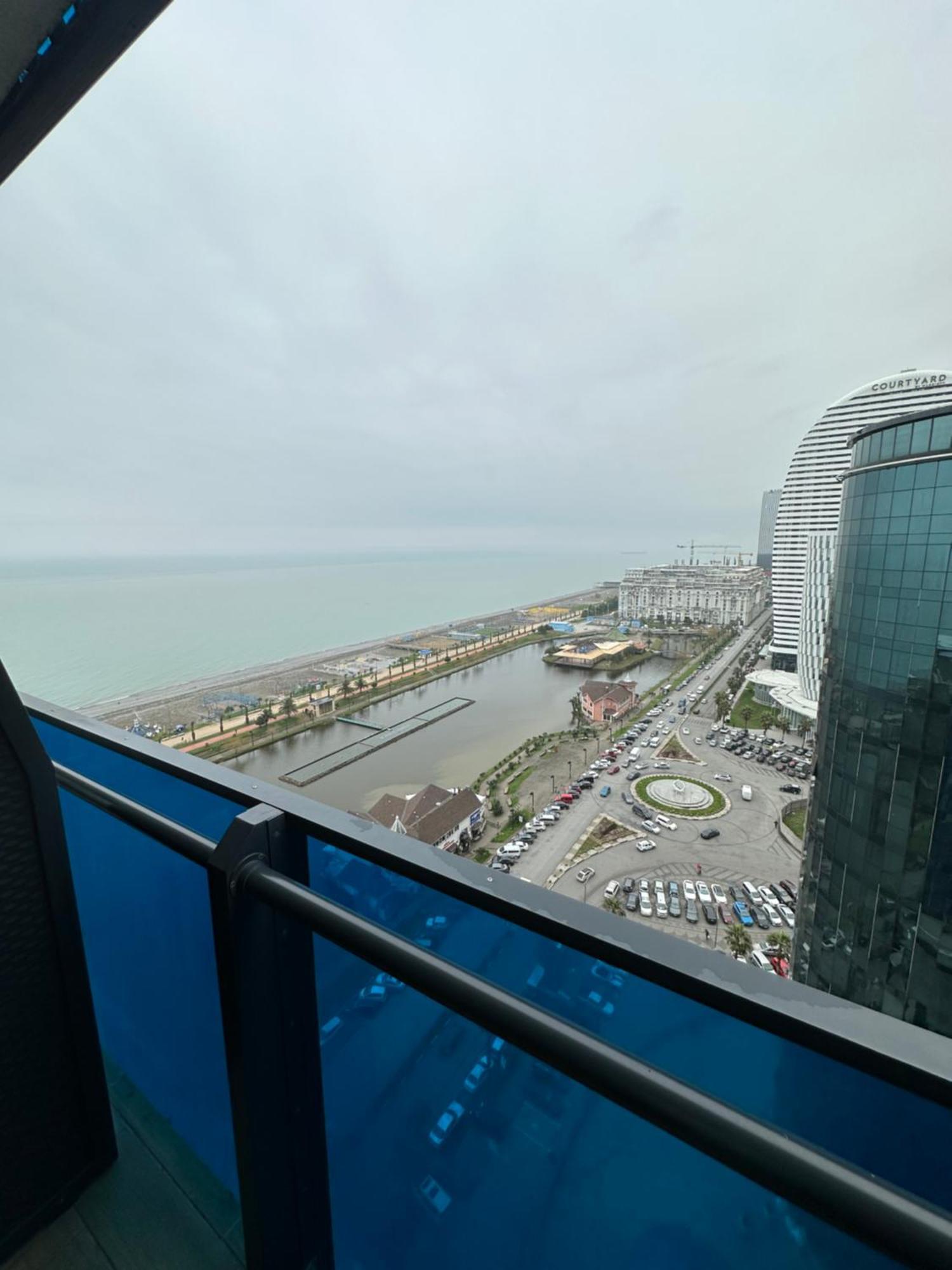 Orbi City Luxury Towers Aparthotel Batumi Luaran gambar