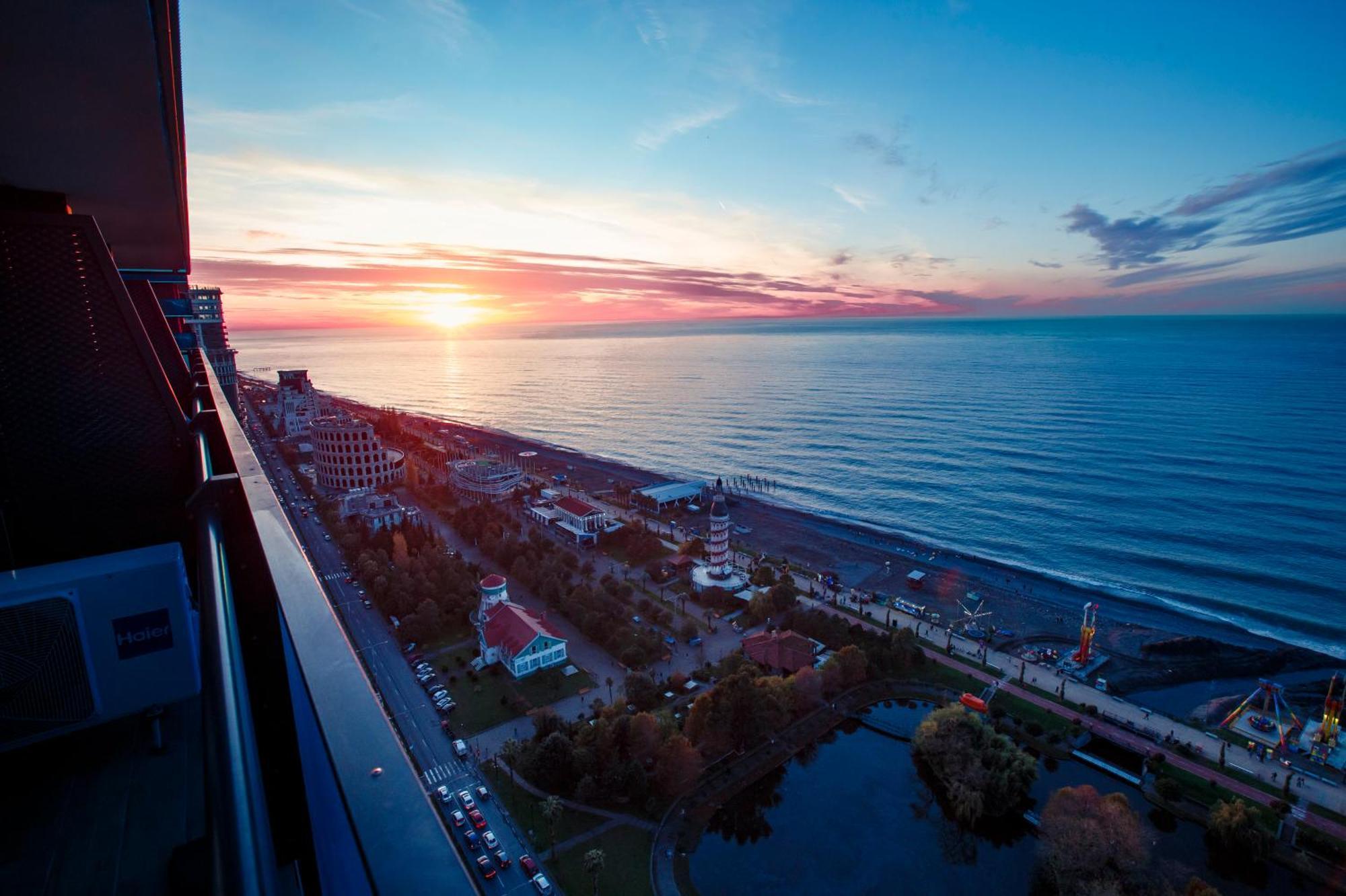Orbi City Luxury Towers Aparthotel Batumi Luaran gambar